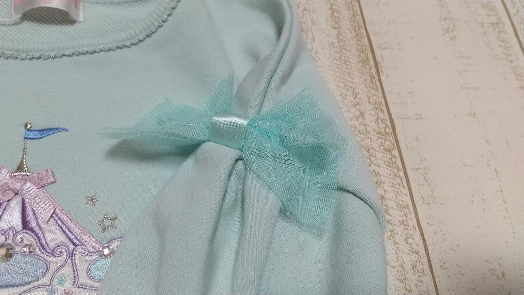 《新品タグ付き》メゾピアノ メリーゴーランド　トレーナー　130