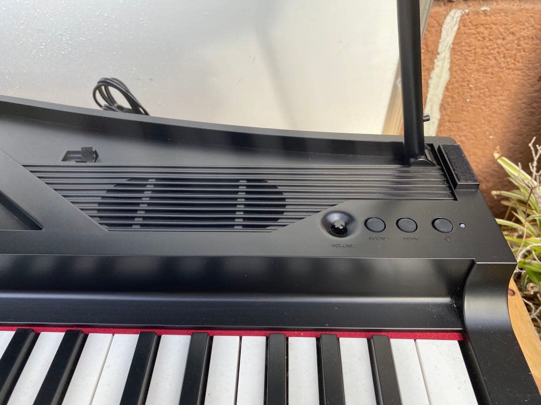 korg micro piano アダプター付き　電子ピアノ　中古品