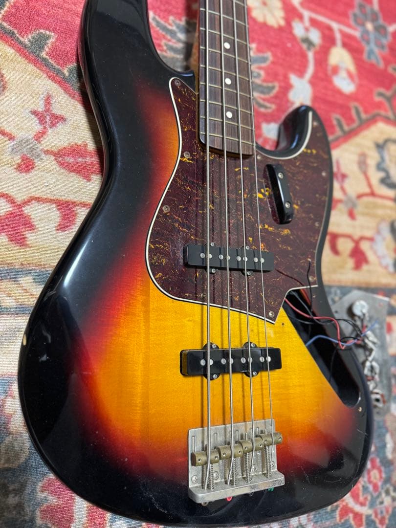 ベース !super junk! Squier Fender jazz bass
