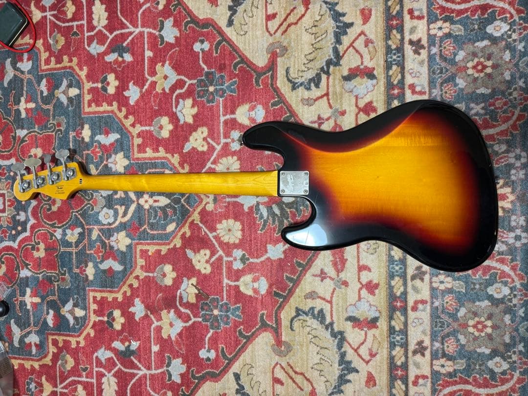 ベース !super junk! Squier Fender jazz bass