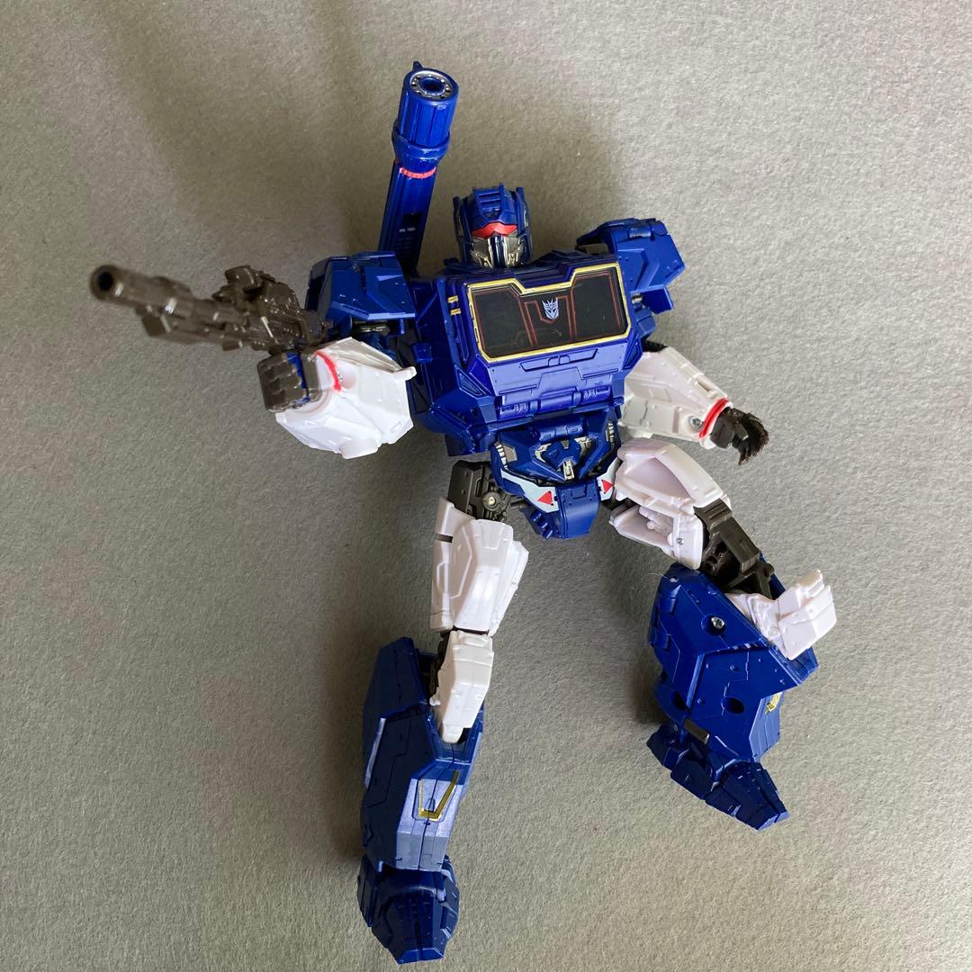 サウンドウェーブ　トランスフォーマー　スタジオシリーズ　劇場版バンブルビー