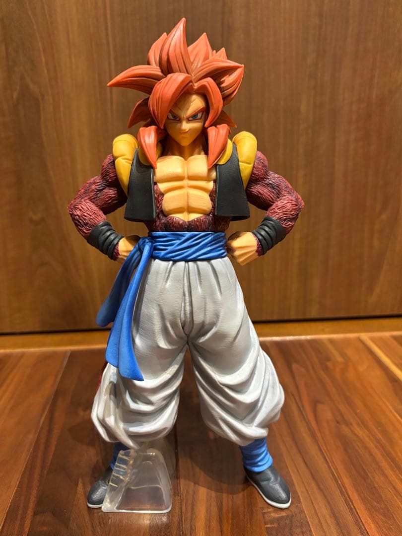 ドラゴンボールフィギュア　一番くじ　グレイテストサイヤン　超サイヤ人4