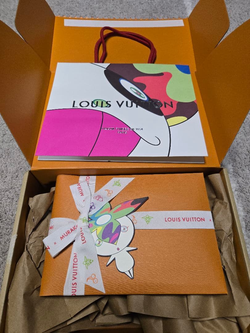 ルイ・ヴィトン　村上隆　ノート