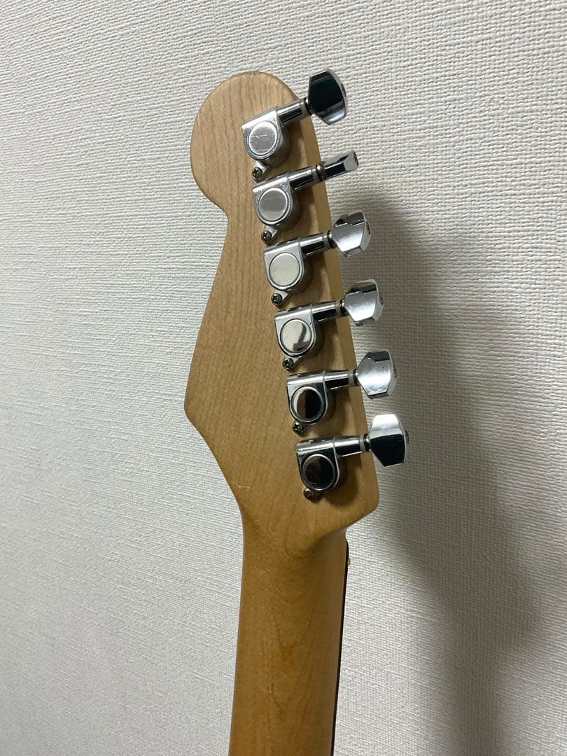 BUSKER'S ストラトキャスター　赤