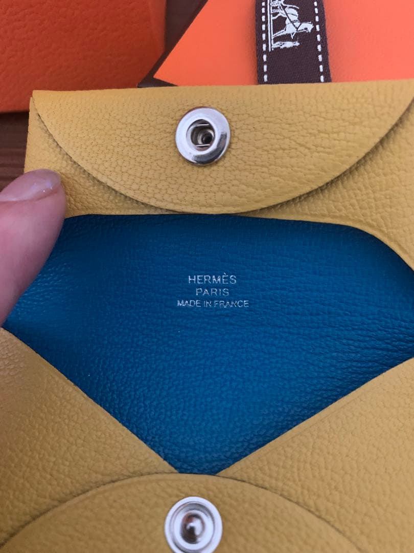 24年新品エルメス HERMES バスティアヴェルソB刻印 小銭入れ
