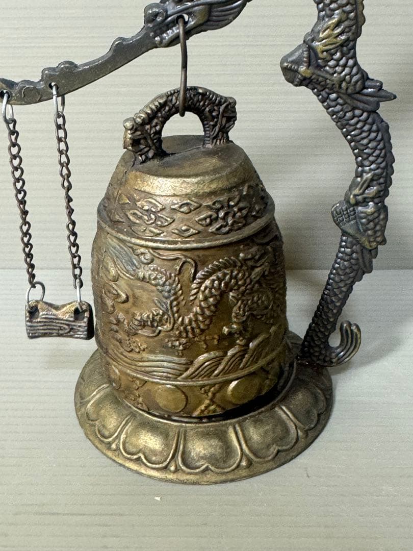 2404 中国骨董　銅器　龍鐘  吊り鐘　康熙年製銘　置物　時代物