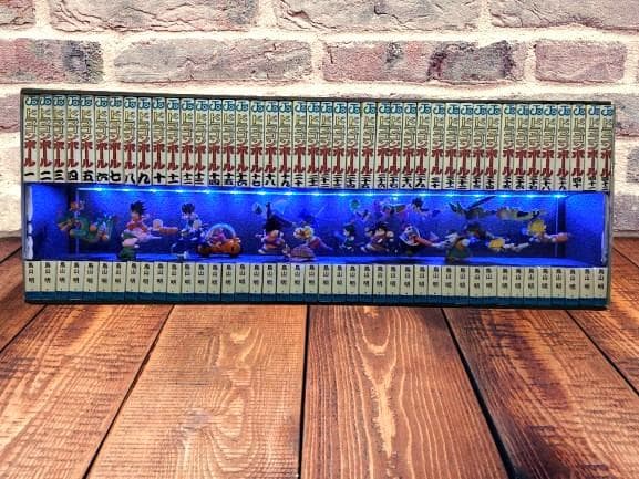 ドラゴンボール コミック 背表紙 フィギュアセット＋LEDディスプレイケース