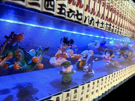 ドラゴンボール コミック 背表紙 フィギュアセット＋LEDディスプレイケース