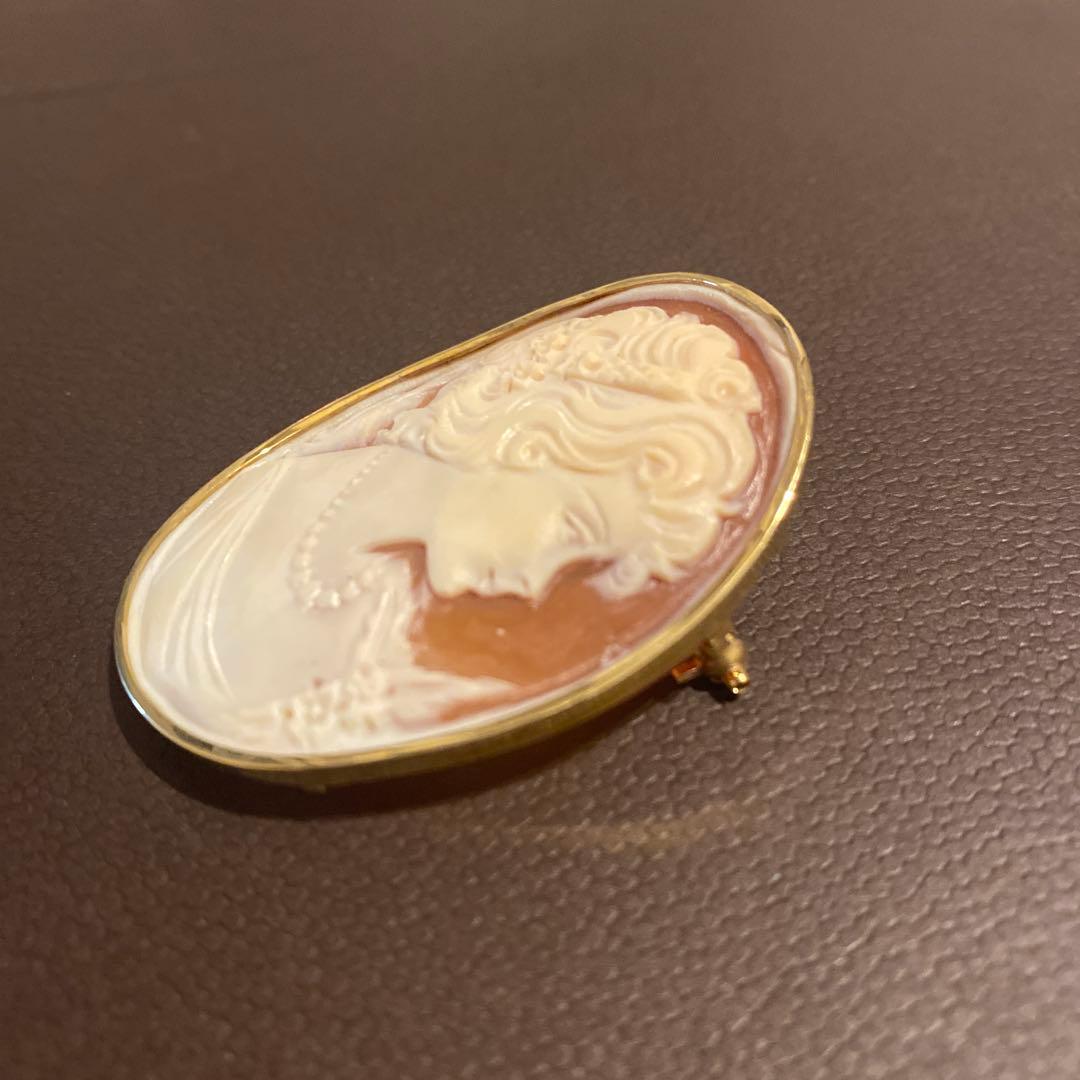 カメオ　オーバル型　ブローチ