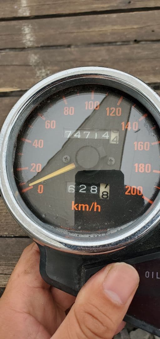 cbx400f メーター　200キロ