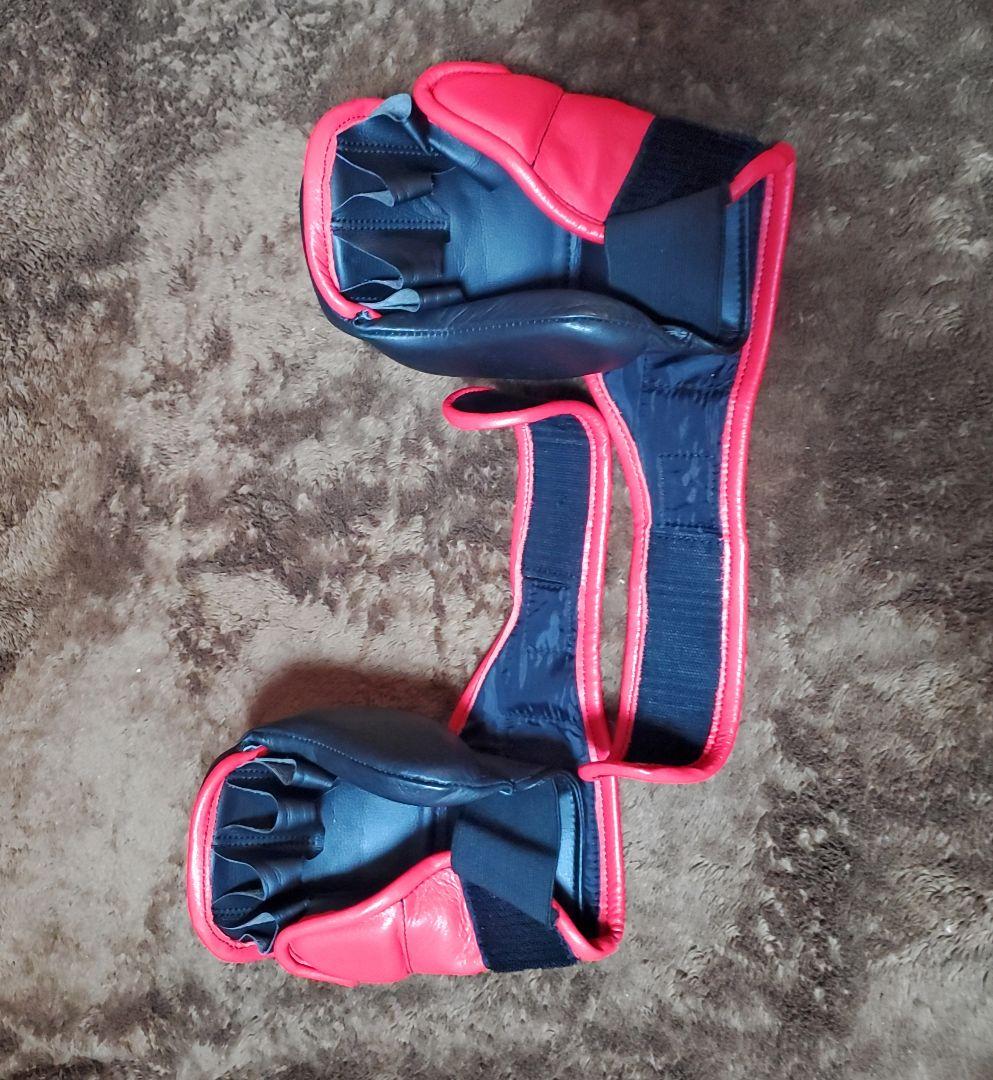 ISAMI パウンドグローブ Fサイズ 黒/赤