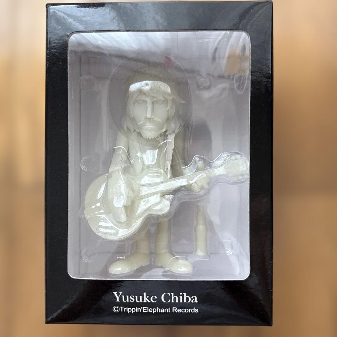 蓄光カラー タワーレコード限定　チバユウスケフィギュア