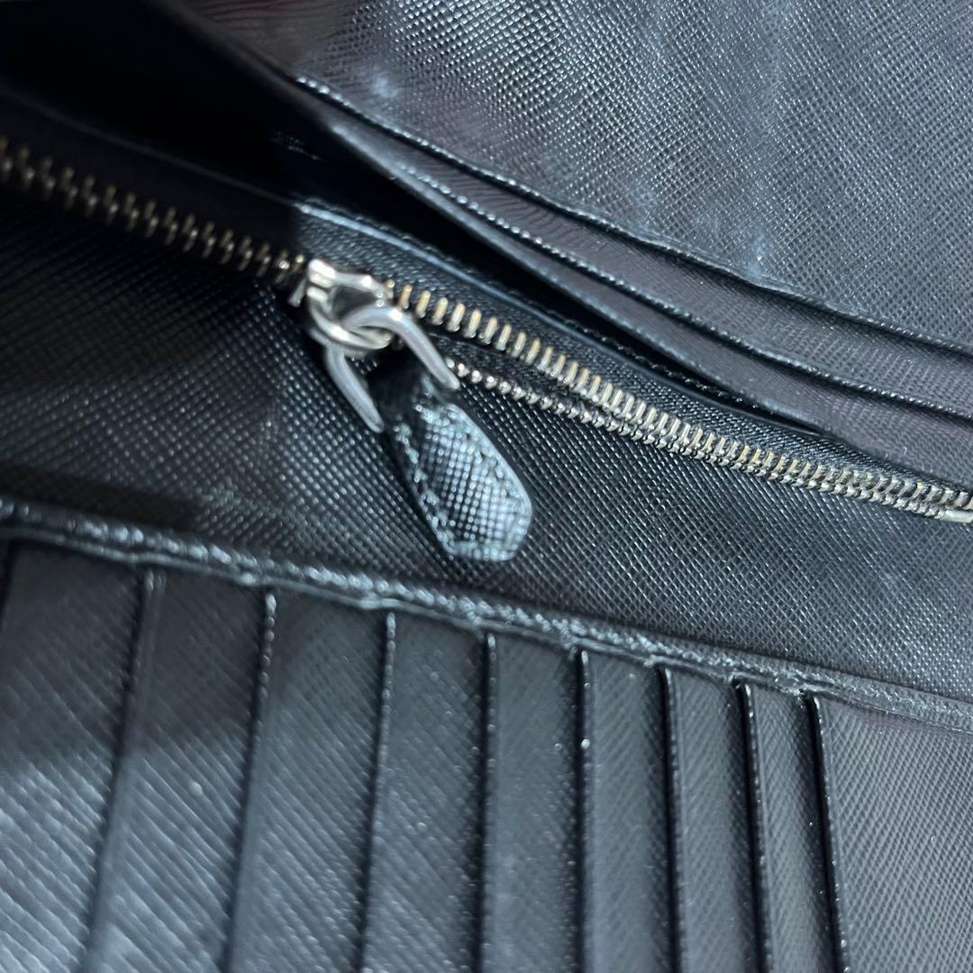 【極美品】PRADA 二つ折り財布　長財布65