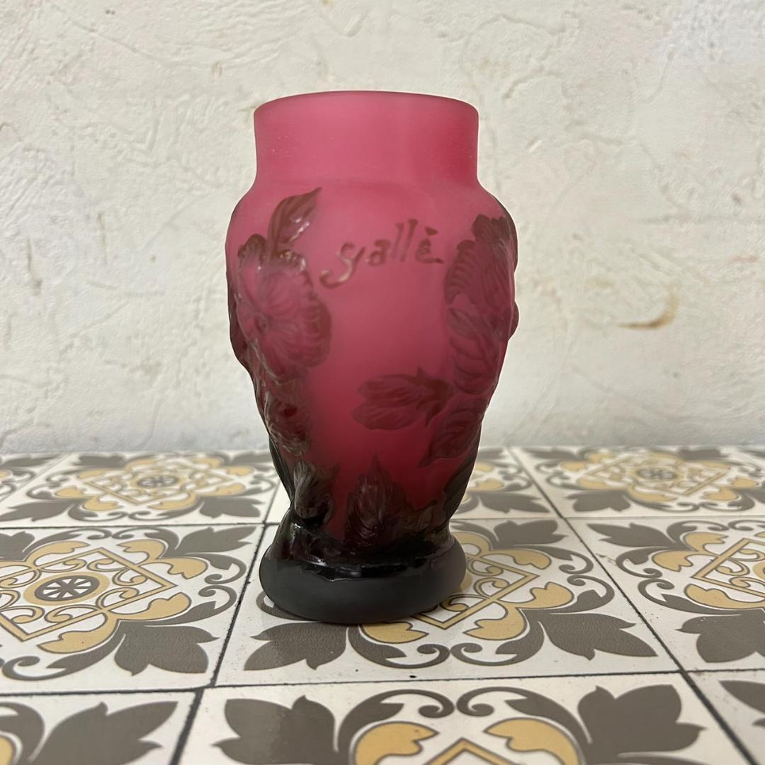 エミールガレ　果実紋　一輪挿し　花瓶　技法スフレ　被せガラス　高さ12cm