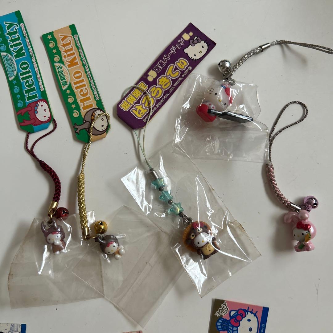 ハローキティ　ご当地キティ　根付けストラップ　まとめて20個