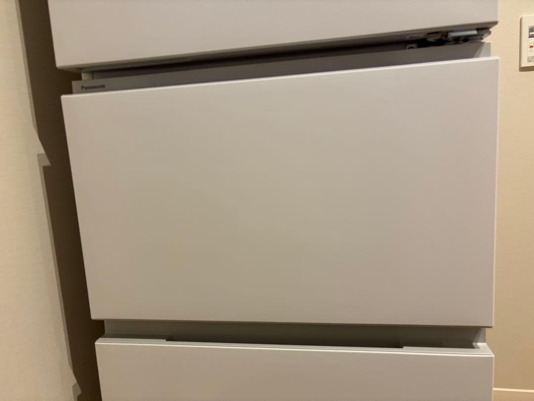 Panasonic 冷凍冷蔵庫 NR-C33ES2-W形 2025年製