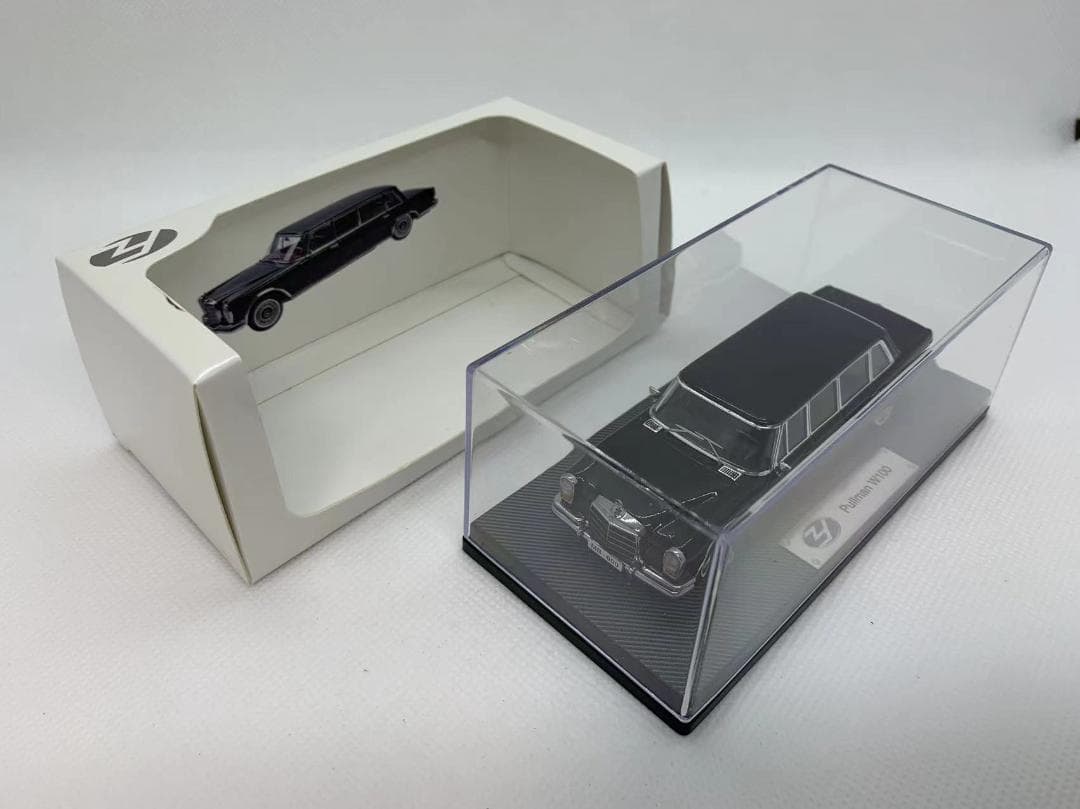 4R-004 メルセデスベンツ 1/64 プルマン W100 ブラック
