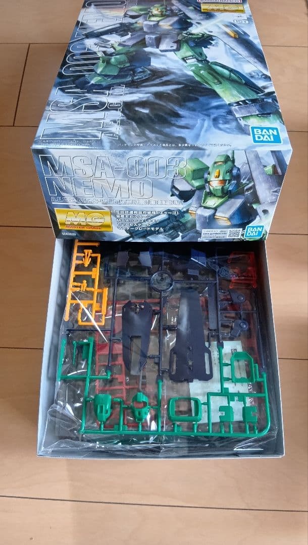 新品未開封　ガンプラ　MG ネモ　HG アッシマー　HG アンクシャ