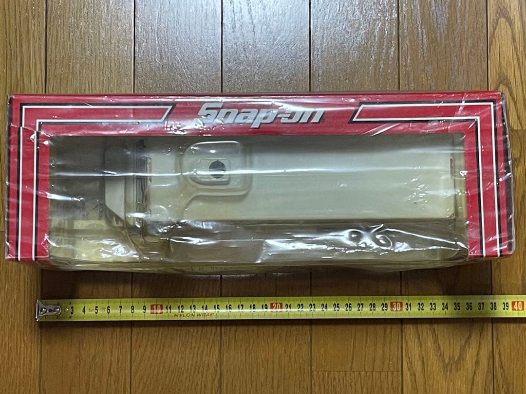 スナップオンバン　ダイキャストカー