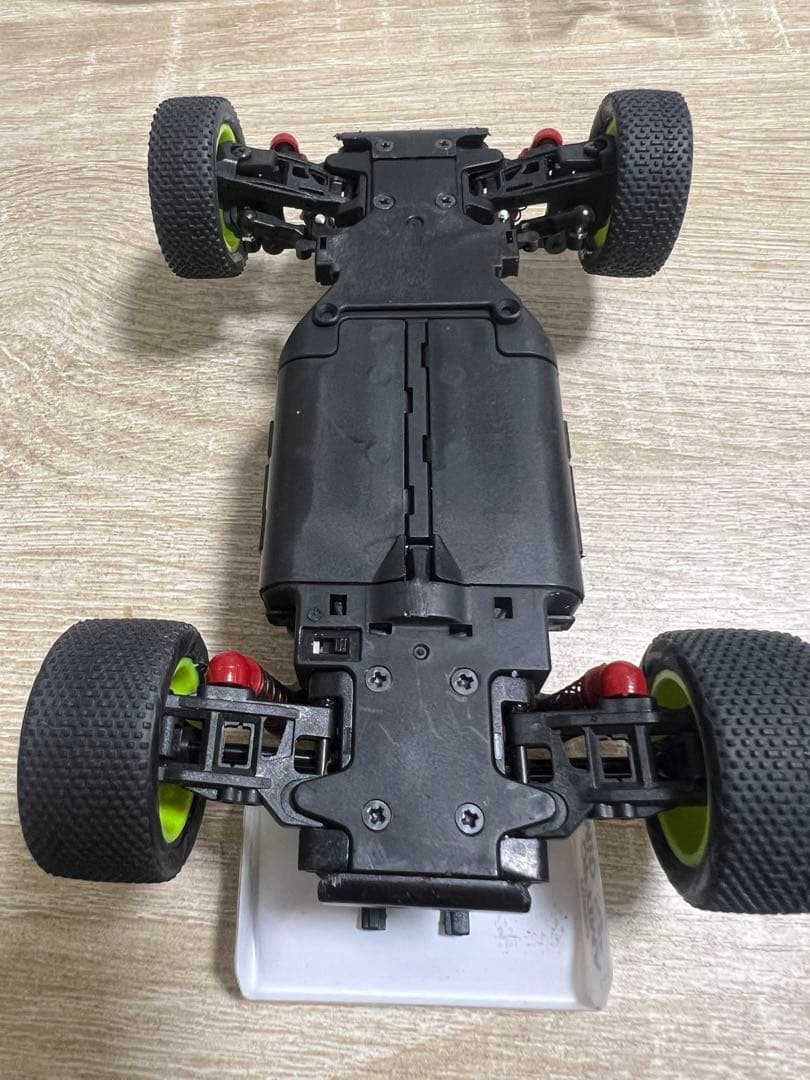 京商　ミニッツ　mini-z Buggy MB-010 Series ラジコン。