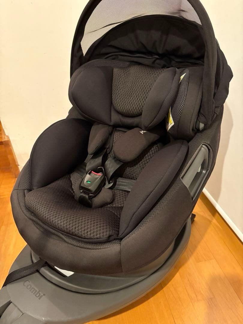 【最上位】 Combi THE S plus ISOFIX ZB-750