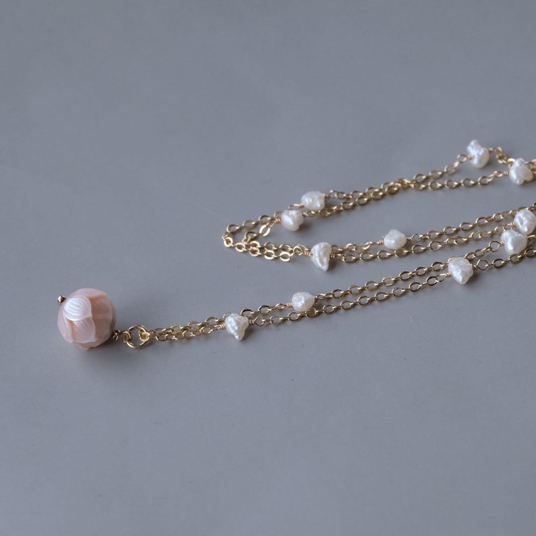 14kgf白蝶真珠蓮カービングネックレス