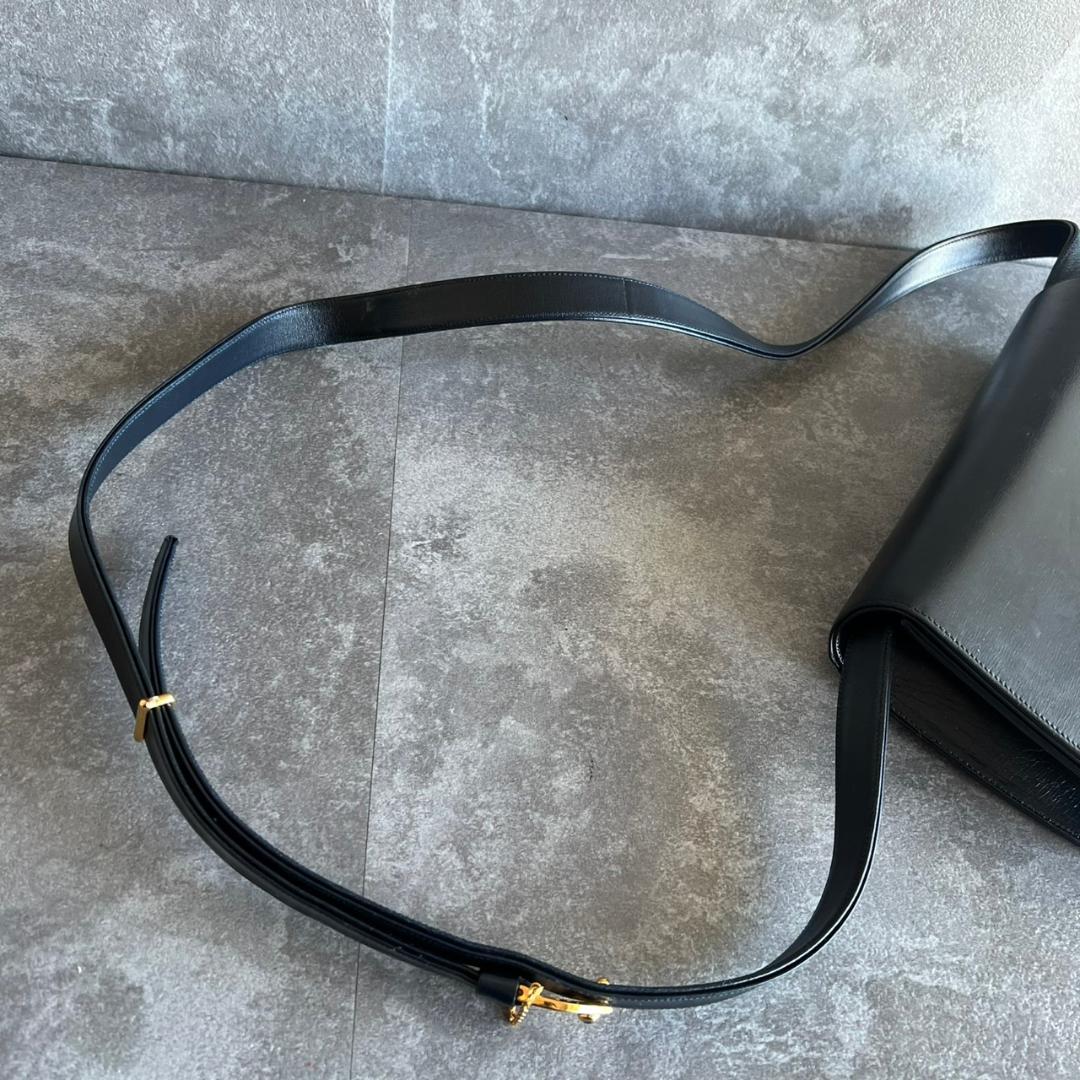 ⭐️Cartier⭐️カルティエ サファイアライン ショルダーバッグ レザー