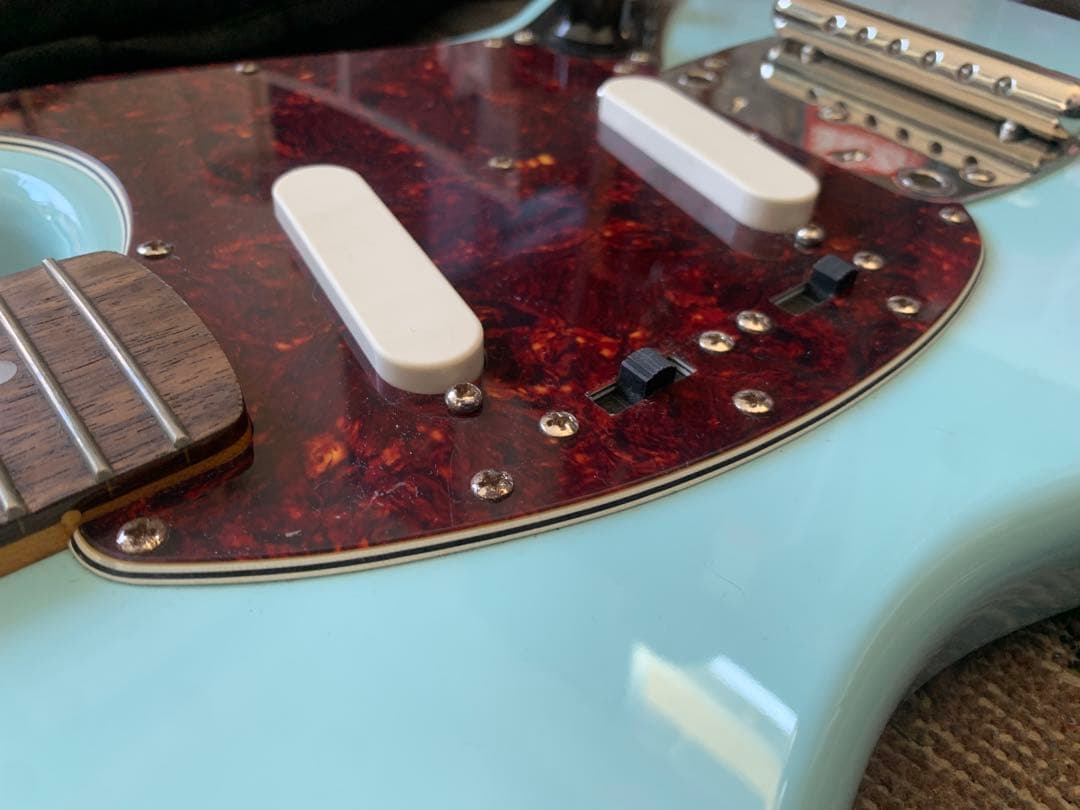 フェンダー　スクワイヤー ムスタング