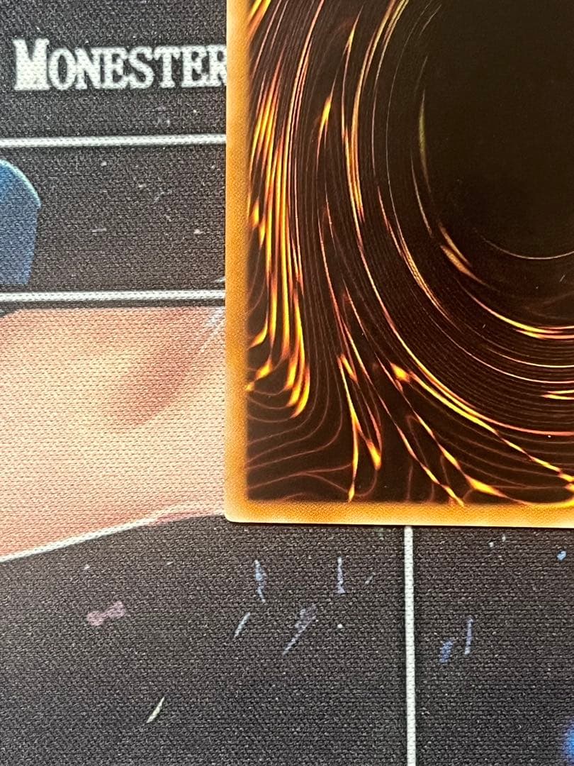 ゆ*ー様 極美品 遊戯王 ブラックローズドラゴン レリーフ 返品可