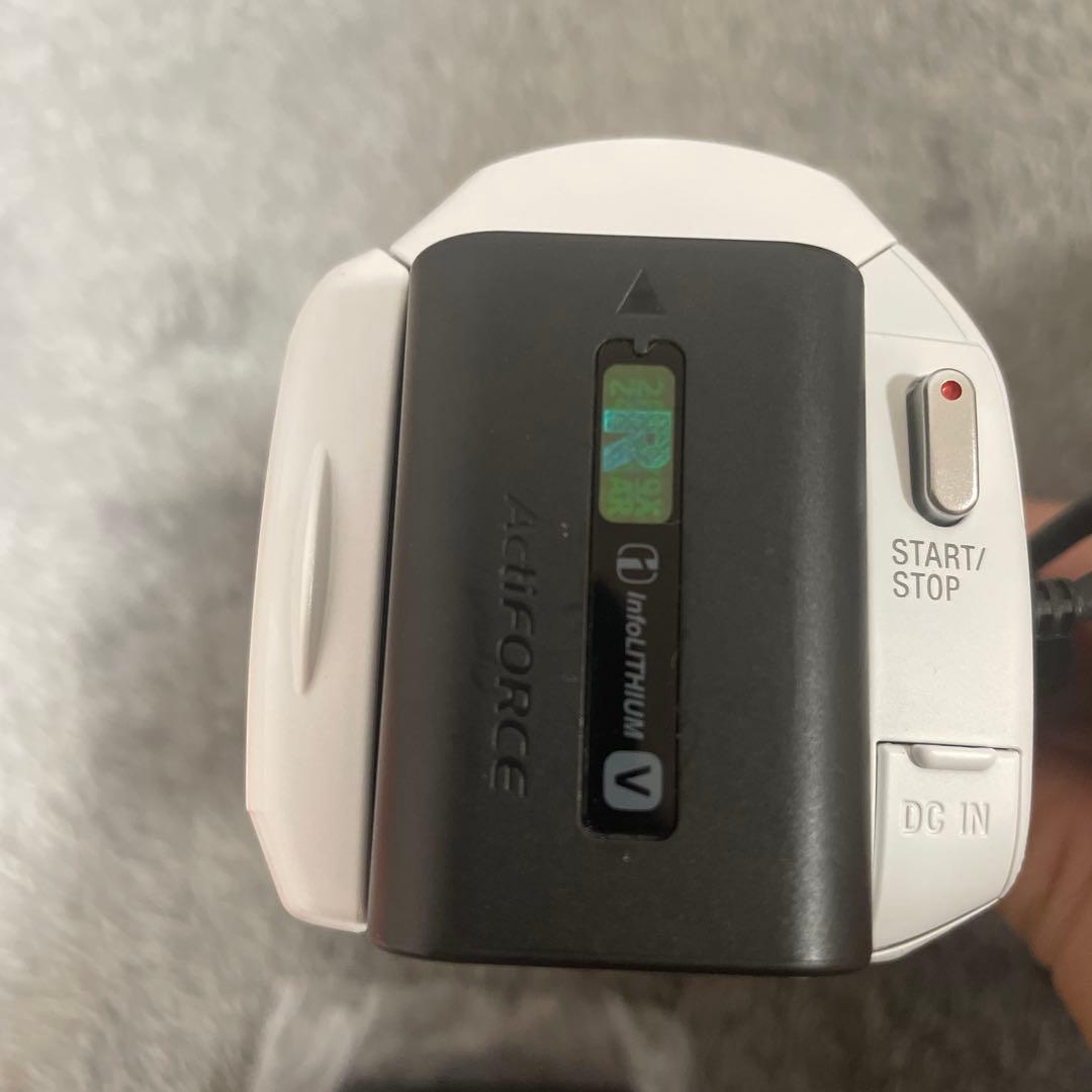 ★美品★ ビデオカメラ Sony ソニー HDR-CX675 ホワイト　白