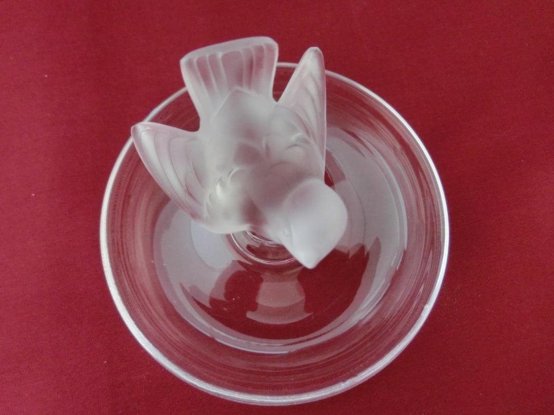 『LALIQUE』クリスタルガラス・リングトレイ雀