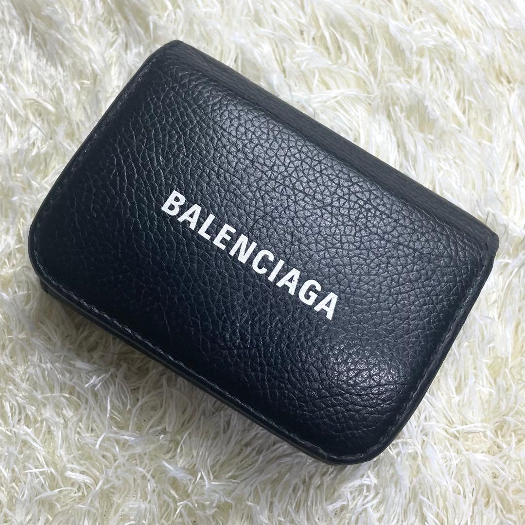 付属品完備 バレンシアガ エブリデイ 三つ折り財布 コンパクト シボ皮 ブラック