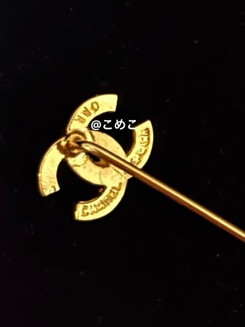 CHANEL ピンブローチ