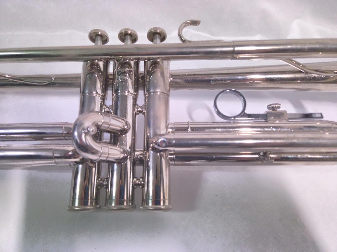 YAMAHA YTR-136 トランペット 初心者向 ニッケルメッキ#2419E