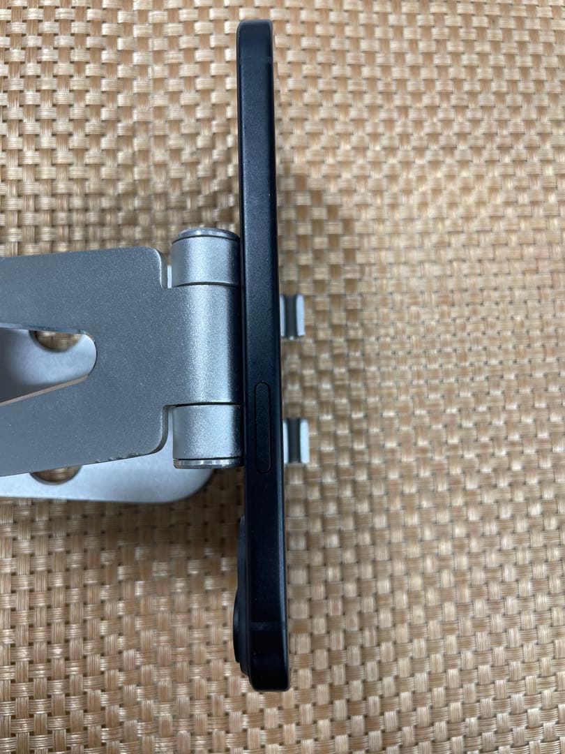 iPhone 15 128 GB ブラックSIMフリー【8106】