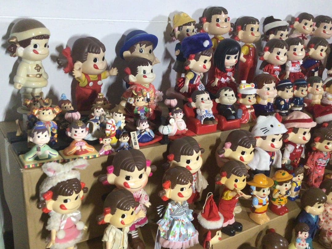 引退コレクション♪不二家 FUJIYA ペコちゃん人形 グッズ 総数200点以上