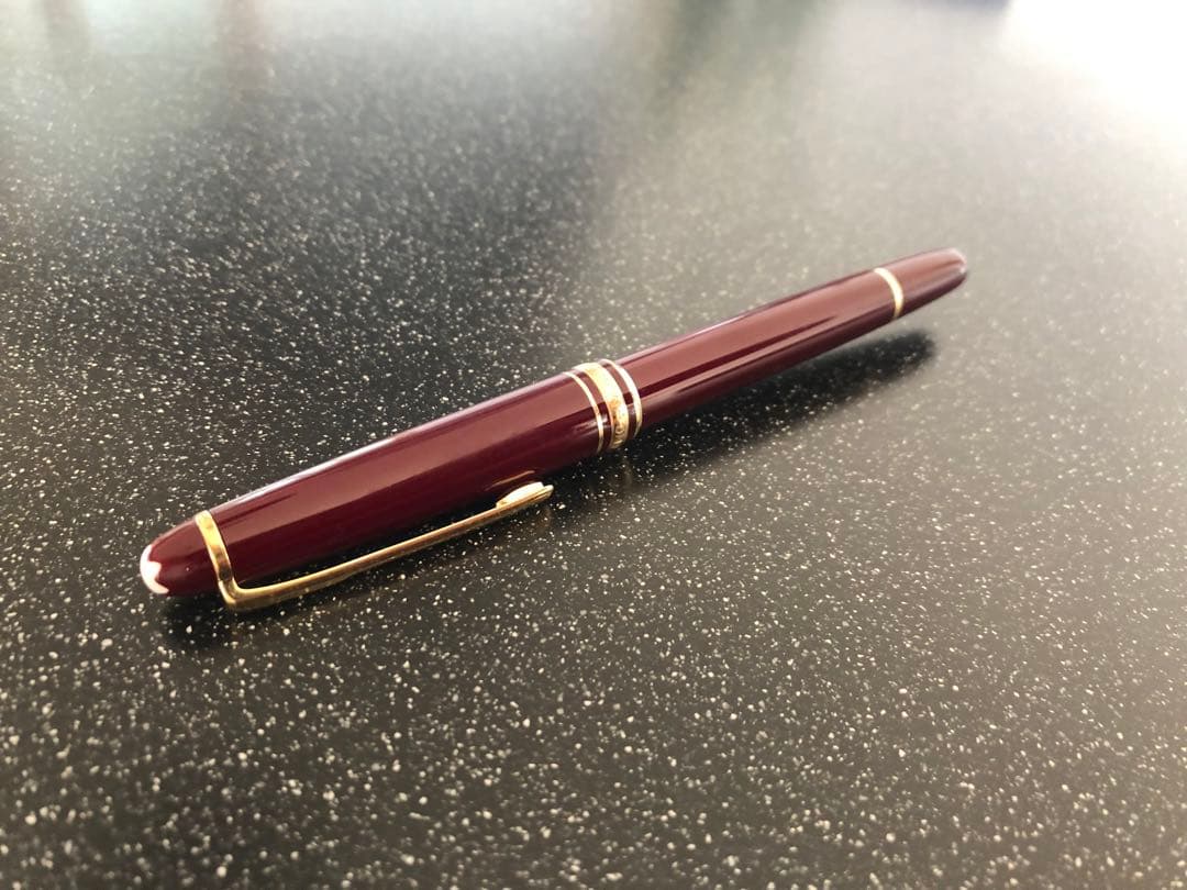 モンブランマイスターシュテュック144万年筆EF極細ボルドー