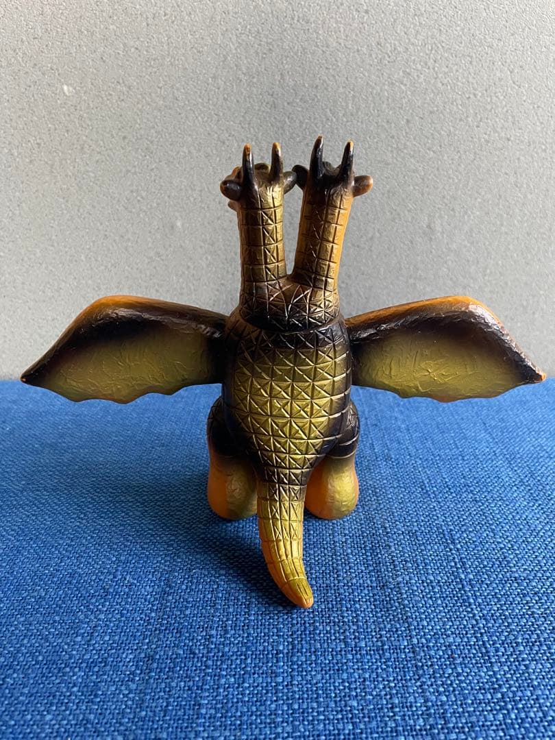 【当時物】ミウラ　パチ怪獣　キングギドラ風ソフビ　二頭