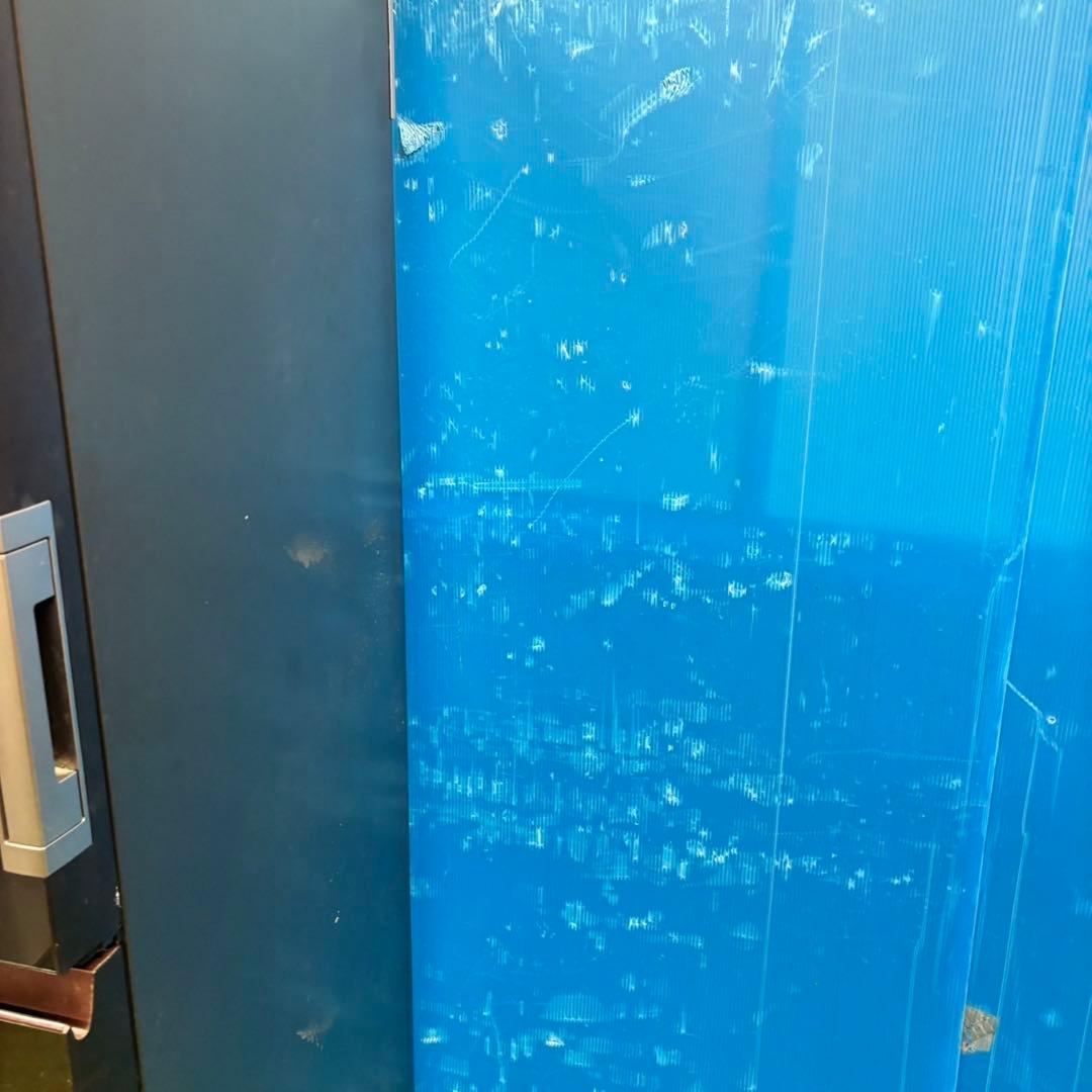 564 大型冷蔵庫　どっちもドア　自動製氷機付　美品　希少カラー　大人気モデル