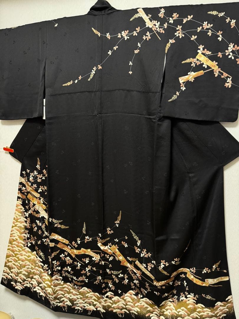 【極美品】京都染匠名門「染の川勝謹製」黒地「松萩文様 舞扇文様」手描き京友禅