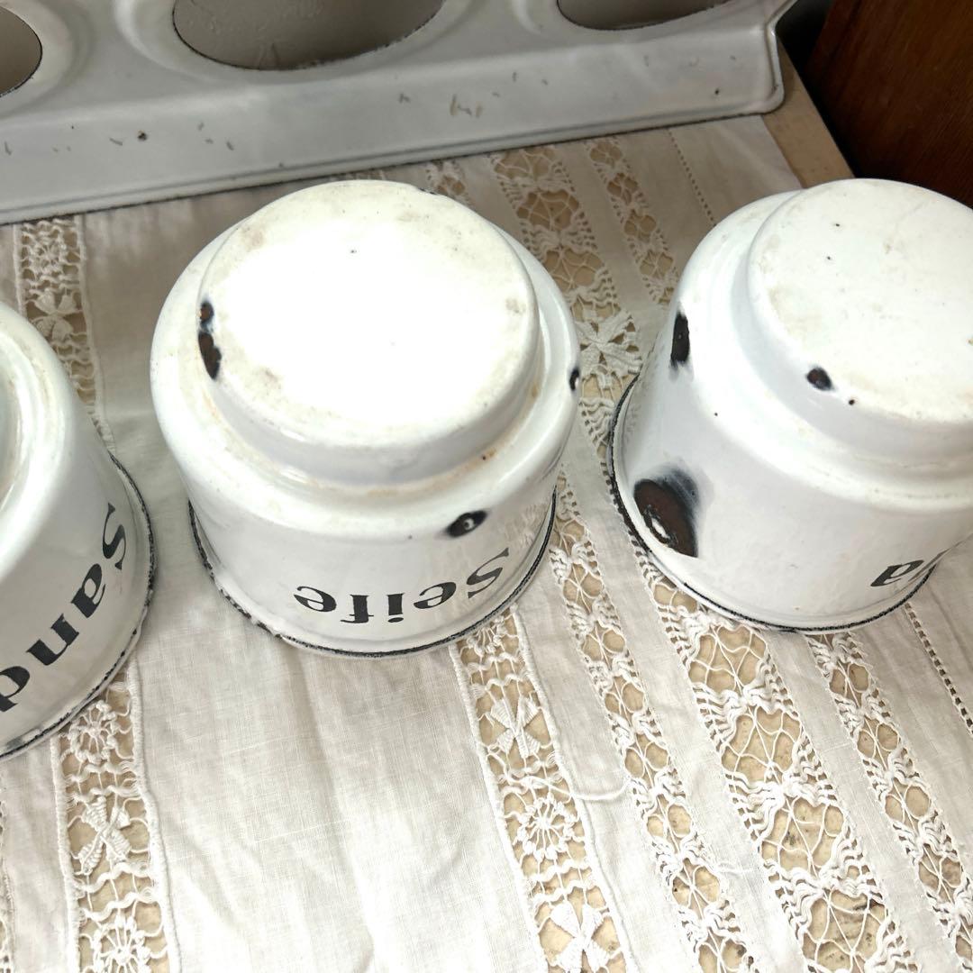 ドイツアンティーク　サボンラック