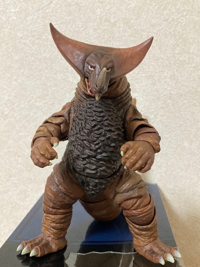 S.H.Figuarts　ゴルザ　ゴモラ