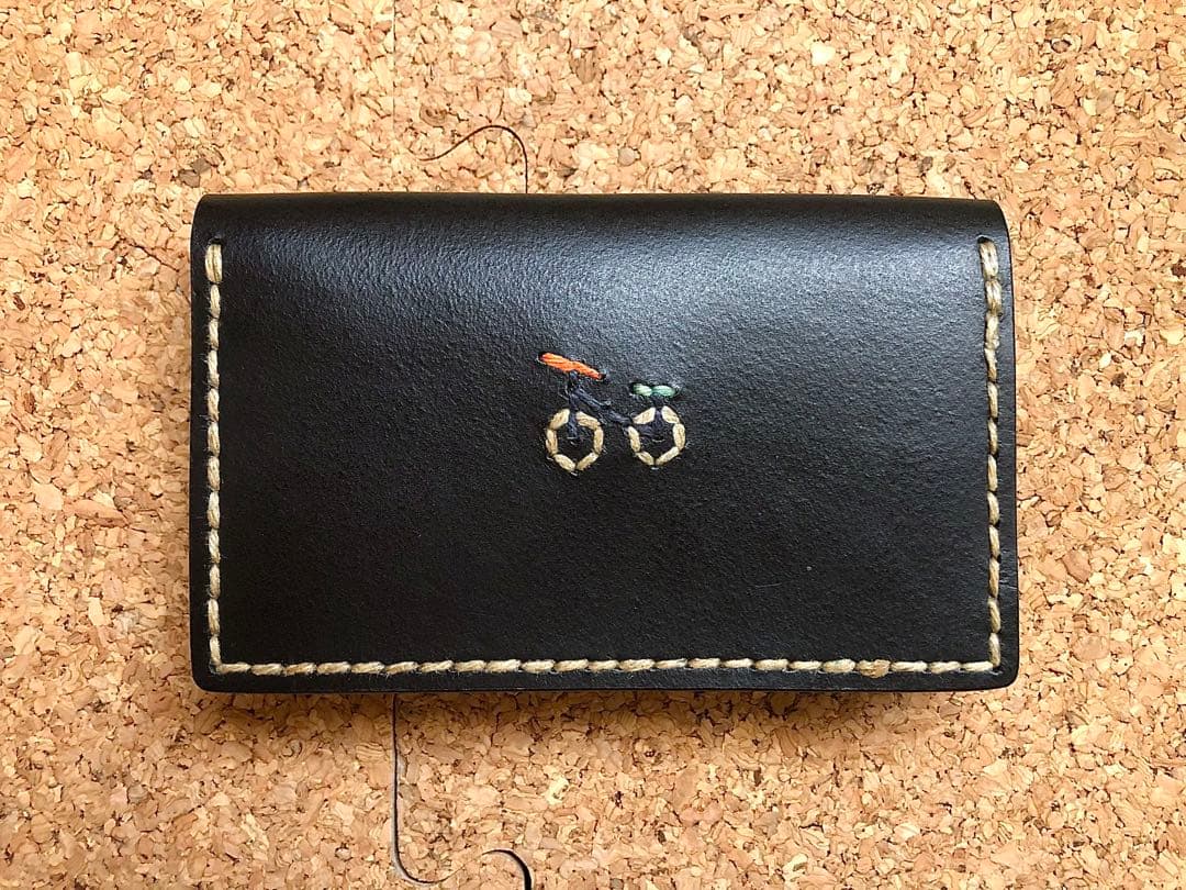 アンリークイール（Henry Cuir）／マルチプルカードケース