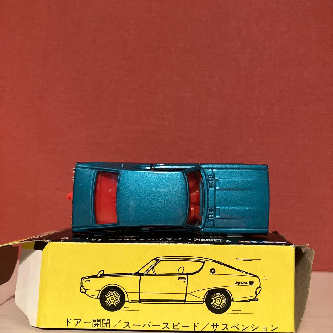 黒箱　トミカ 日産　スカイライン　2000GT-X 82 日本製