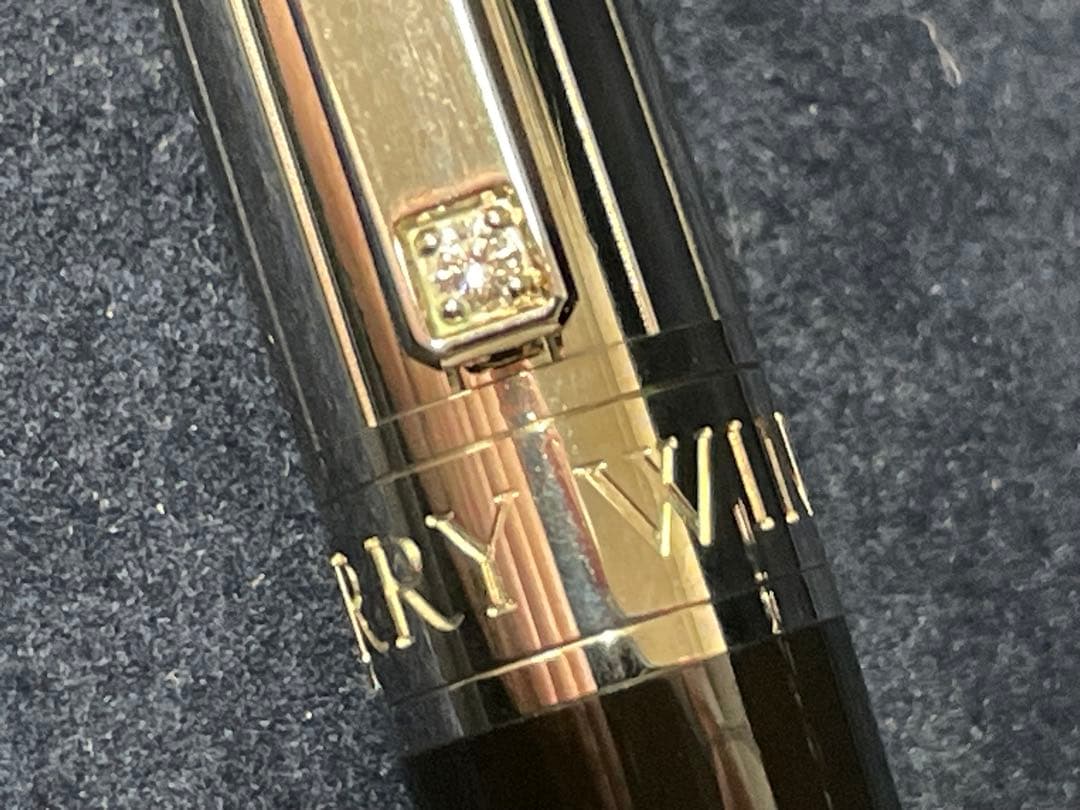 極美品　HARRY WINSTON ハリーウィンストン ボールペン 替え芯未使用