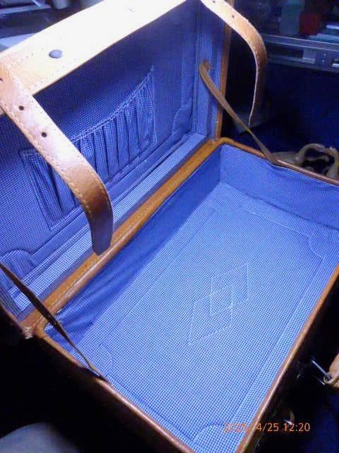 貴重「賢治のトランク」鞄 角川書店の宮沢賢治フェアの時のもので非売品