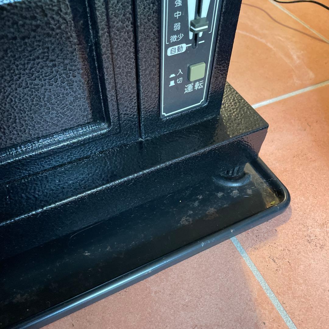 トヨトミHR-K65B 壁置きタイプ 石油ストーブ