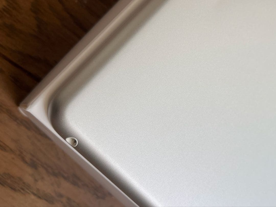 Apple iPad 第8世代 32GB Wi-FIモデルシルバー 本体