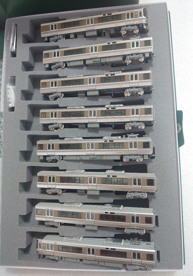 8両 223系 2000番台 新快速 10‐1678 前 転落防止幌付 新ロット