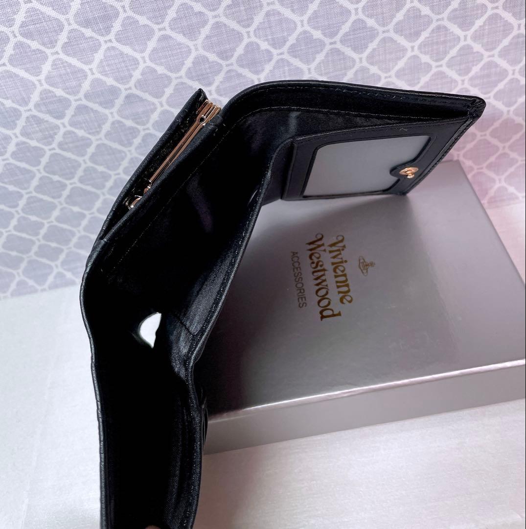 【最新❤︎新品】ヴィヴィアン・ウエストウッド　三折財布 ブラック